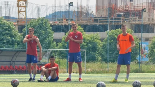 Sutra pratimo juniorski okršaj Borca i Sarajeva, Premijer omladinska liga BiH  - U 19