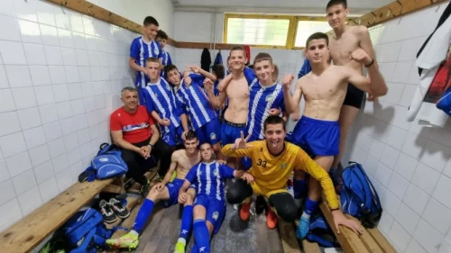 Slavija preko Batona do finala, pa sa Batonom i za titulu, Omladinska liga pionira FS KS - baraž za prvaka