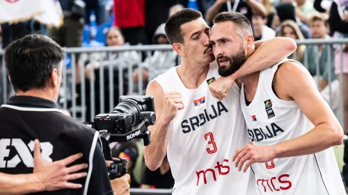 Basketaši Srbije izbacili olimpijskog šampiona i otišli u polufinale svjetskog prvenstva