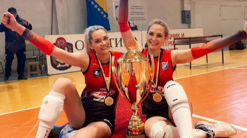 Dragutinovićeva u Francuskoj sa Babićevom, Premijer liga BiH - Play off