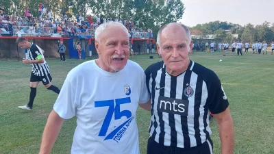 Crno beli čestitali jubilej
