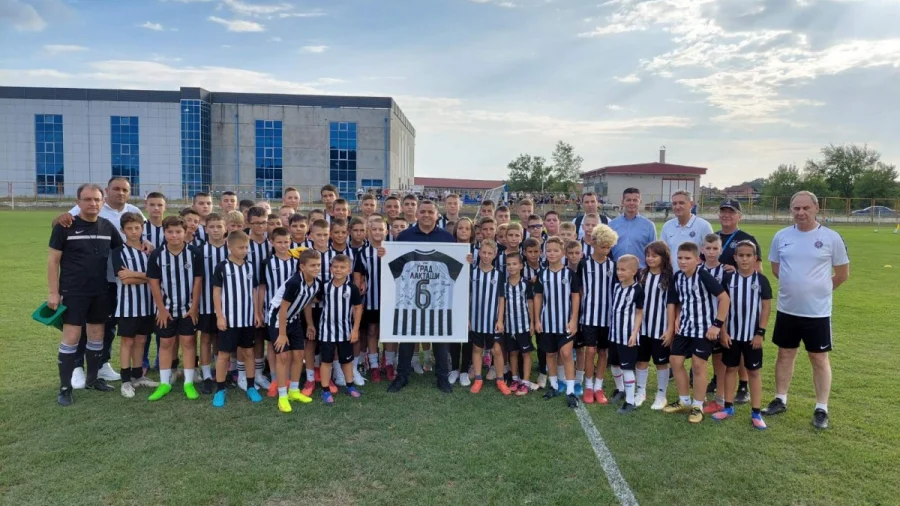 Otvoren šesti kamp FK Partizan u Glamočanima