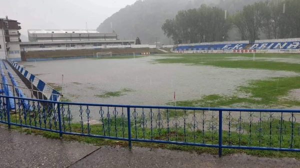 Kiša zaustavila loptu, Prva liga Republike Srpske