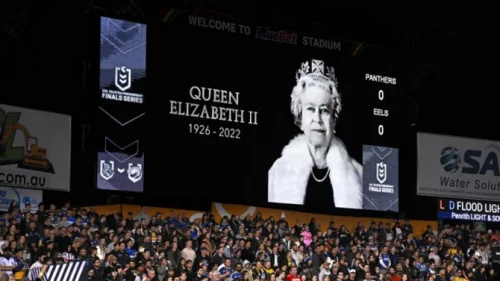 Smrt Elizabete  Druge  zaustavila Premijer ligu, Premier League