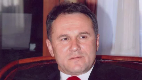 I deca zahvalna velikanu