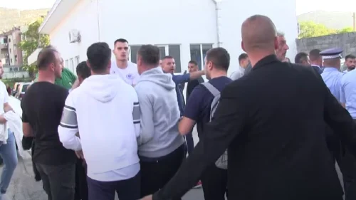 Incidenti po završetku utakmice Leotar - Zrinjski  (video), m:tel Premijer liga BiH