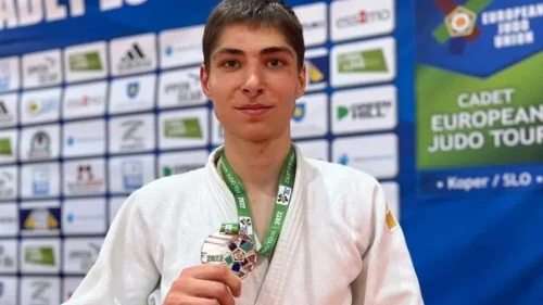 Poslije prve, odmah stigla i druga evropska medalja: Lazar Ždrale bronzani u Đeru