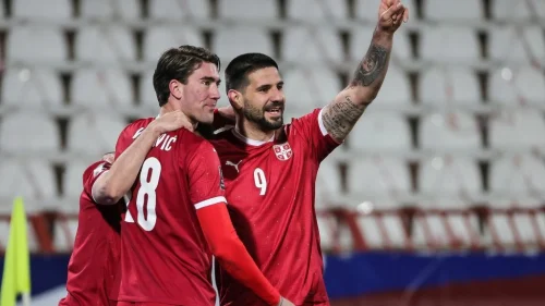 (Mond)poli-tika(ijal) – 5: Dok selektor Stojković ne “pronađe sebe”, potreban mu je “Davor Jozić”