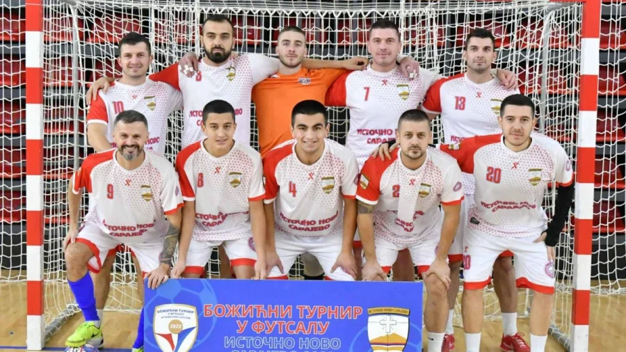 Božićni turnir Istočno Novo Sarajevo 2022: KMF Tango lider grupe, Ugarak i Liten u osmini finala