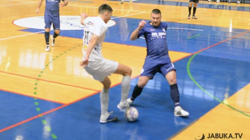 Mostar SG bez milosti prema Željeznici, Radnik poražen na Pecari, Kup Bosne i Hercegovine