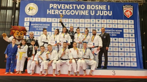 Famos odmah iza nedodirljive Bosne: Lana Erić i Lana Lubura šampionke BiH