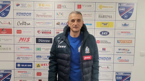 (FOTO) Milomir Šešlija odradio prvi trening u Vojkovićima