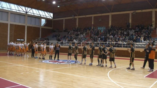 Humanost pobijedila u Višegradu, Prva liga Republike Srpske