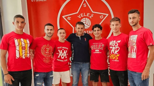 Šestorici Veležovih juniora, profesionalni ugovori, Premijer liga BiH