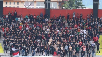 Fukare poručile: Grobari idite iz Slobode, Prva liga FBiH
