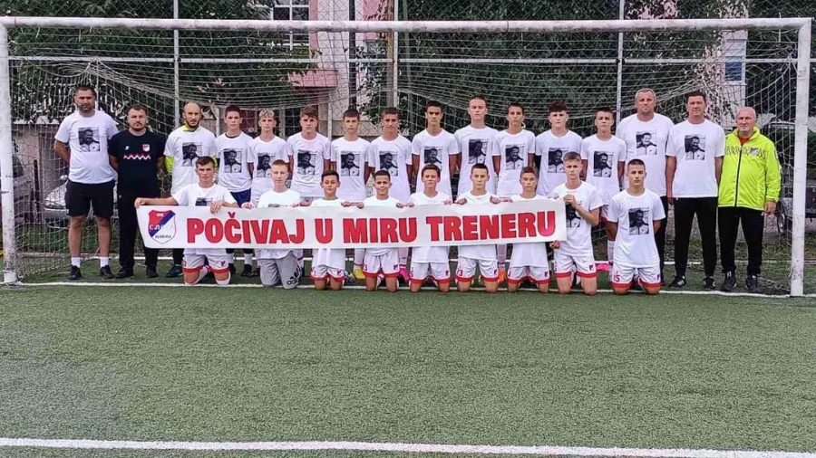 Slogini kadeti stopama seniora protiv Sarajeva, pioniri poraženi
