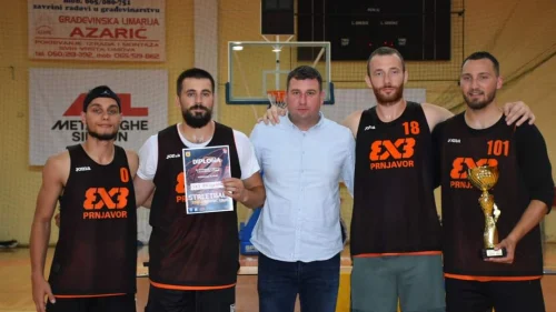 Prnjavorčani slavili u Mrkonjiću