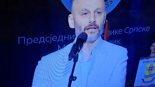 Otvoren rukometni spektakl u Doboju (FOTO)