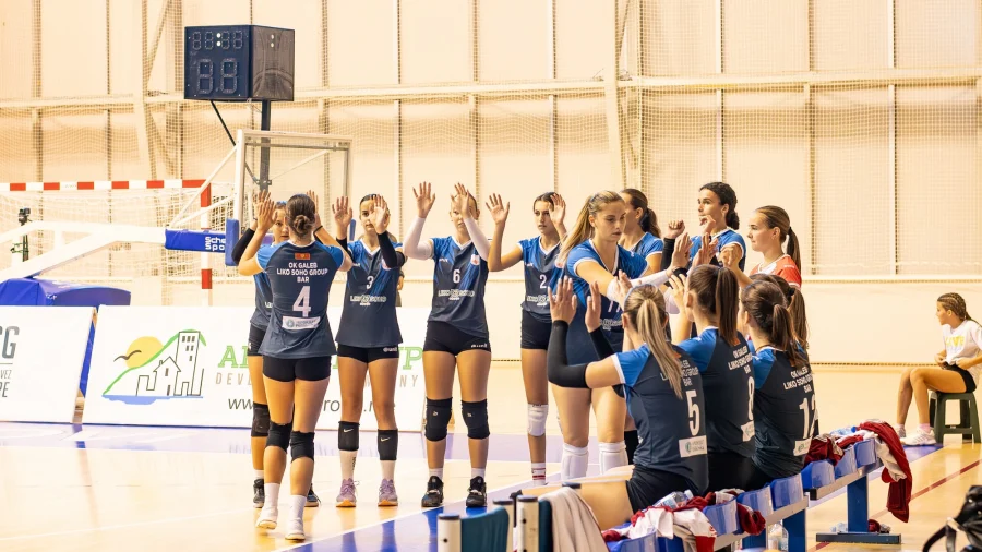 Velika pobjeda Akademije, Superliga