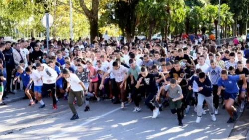 U Trebinju više od hiljadu učenika trčalo za vršnjake na Kosmetu