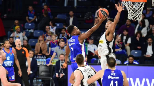 Partizanovi košarkaši u četvrtoj četvfrtini ili statirali ili grešili, Euroleague