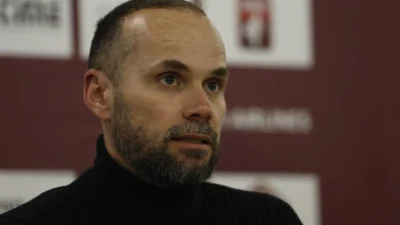 Presrećni Dino Skender, Premijer liga BiH