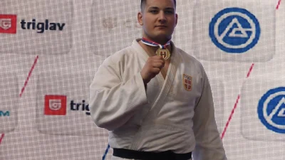 Apsolutni vladar "stotke": Igor Vračar ostao seniorski prvak Srbije