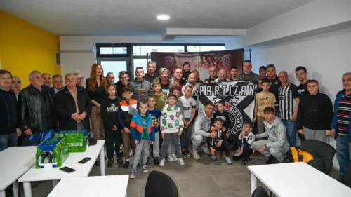 Održano ''Crno-bijelo veče'' u Doboju