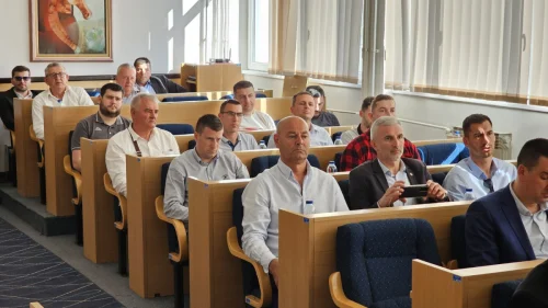 Delegati skupštine FS PSR se odrekli dnevnica u korist liječenja Miloša Božovića
