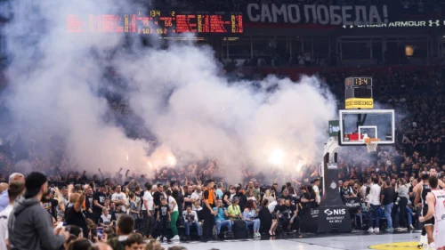 Klub se ograđuje od svih uvreda koje su izrečene tokom večerašnje utakmice, sa različitih strana Arene., Euroleague