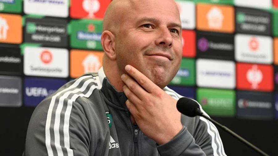 Klop otišao, Slot stigao, Premier League
