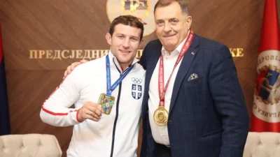 Majdov je veliki šampion, napisao  Dodik na X