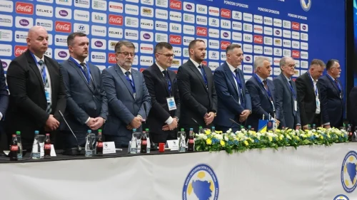 Smanjenje seniorske i povećanje juniorske lige