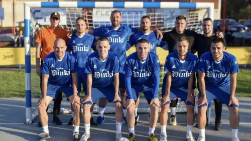 Branilac trofeja krenuo pobjedom, E-Sport i Kafe Pinki slavili
