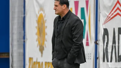 Lijep gest Darka Vojvodića: Trener Famosa uzima 20 karti za pomoć liječenju Dunje Rudović, Prva liga Republike Srpske
