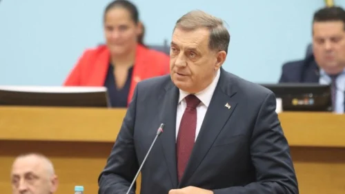 Dodik čestitao Srbije plasman u finale