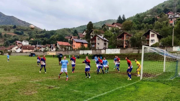 Guber Glasincu spakovao šest komada, Druga liga  – Istok
