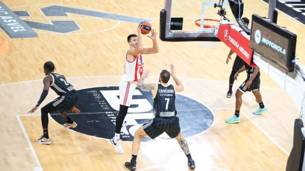 Zvezda poražena u Lionu, Euroleague
