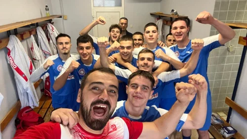 Sazrijevanje Tangovih momaka: Napravili smo super priču, Premijer liga