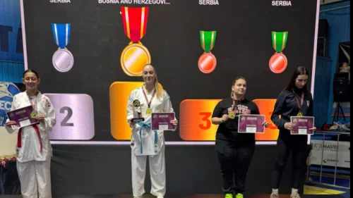 Marina Kurteš zlatna u Aranđelovcu