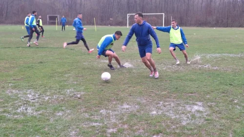 Zvorničani pred Laktaše trenirali u „močvari“, Prva liga Republike Srpske