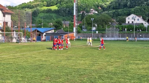 Naprijed protiv gradskog rivala OFK Lauša ispustio 2:0, Druga liga  – Zapad