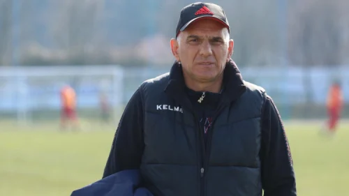 Zoran Ćurguz napustio klupu Željezničara, Prva liga Republike Srpske
