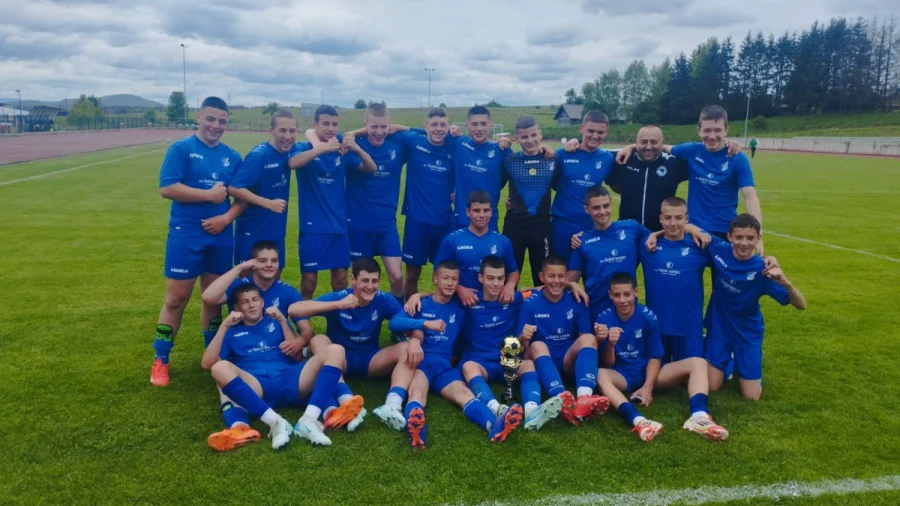 Pioniri Sokoca u posljednjem kolu stigli do titule, Omladinska liga pionira FS KS, B