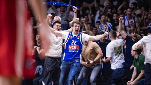 Incidenti u Podgorici, igrači Zvezde i sudije napustili teren