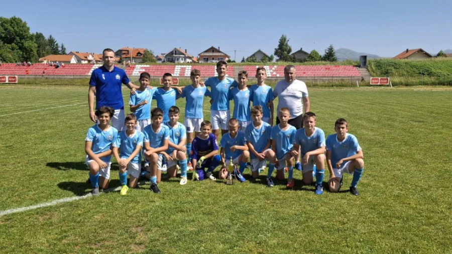 Predpioniri Leotara ubjedljivi u baražu protiv Famosa, Motoristima uručen pehar, Predpionirska liga Jug - Hercegovačka regija