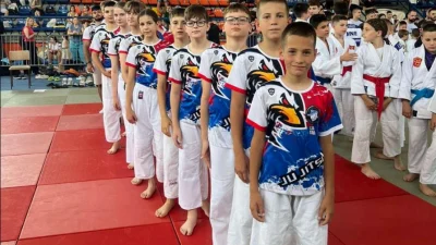 Osamnaest medalja za Slaviju u Budvi