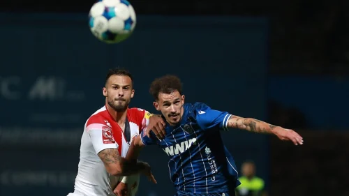 Adžem: Trijumf za samopuzdanje, WWIN liga