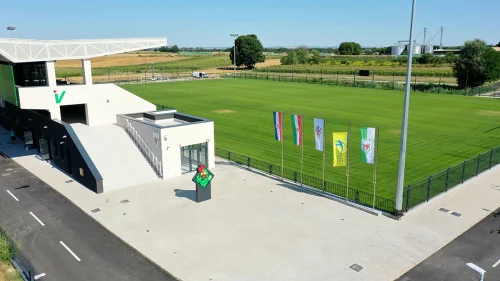 Fudbalski spektakl u Vardarcu: WU-19 reprezentacija Hrvatske protiv Osijeka
