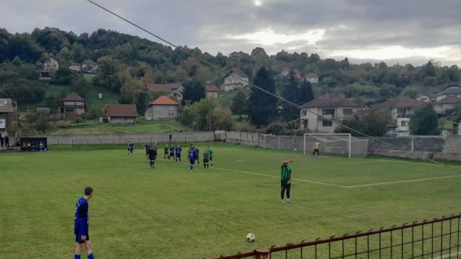 Turija i Radnik iz Lipnice priredili golijadu: Šest pogodaka bez pobjednika!, Druga kantonalna TK, Istok